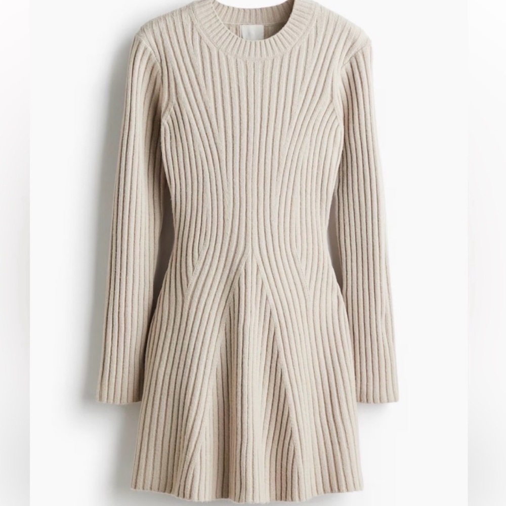 H&M Light Beige Long Sleeve Knit Dress
